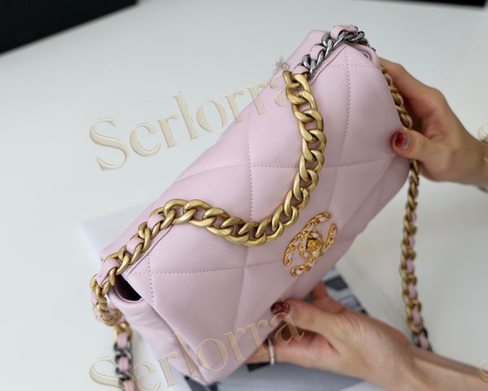 CHANEL MASTER MEDIUM 19 FLAP