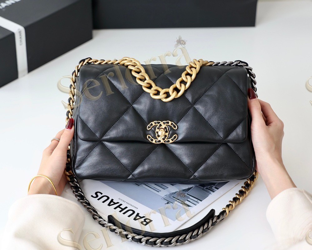 CHANEL MASTER MEDIUM 19 FLAP