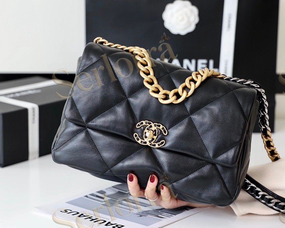 CHANEL MASTER MEDIUM 19 FLAP