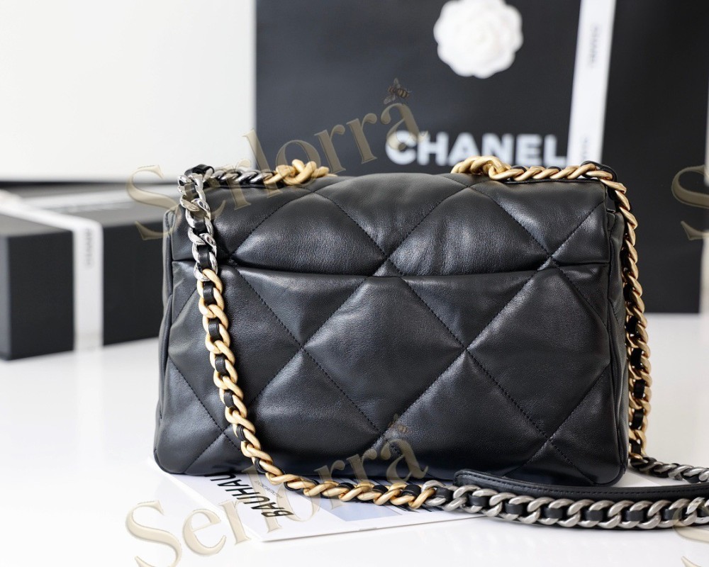 CHANEL MASTER MEDIUM 19 FLAP