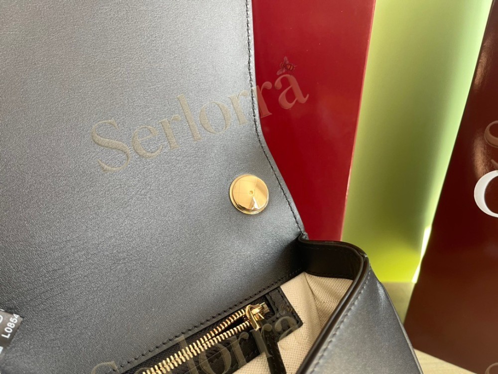 GUCCI BLONDIE LARGE TOP HANDLE BAG