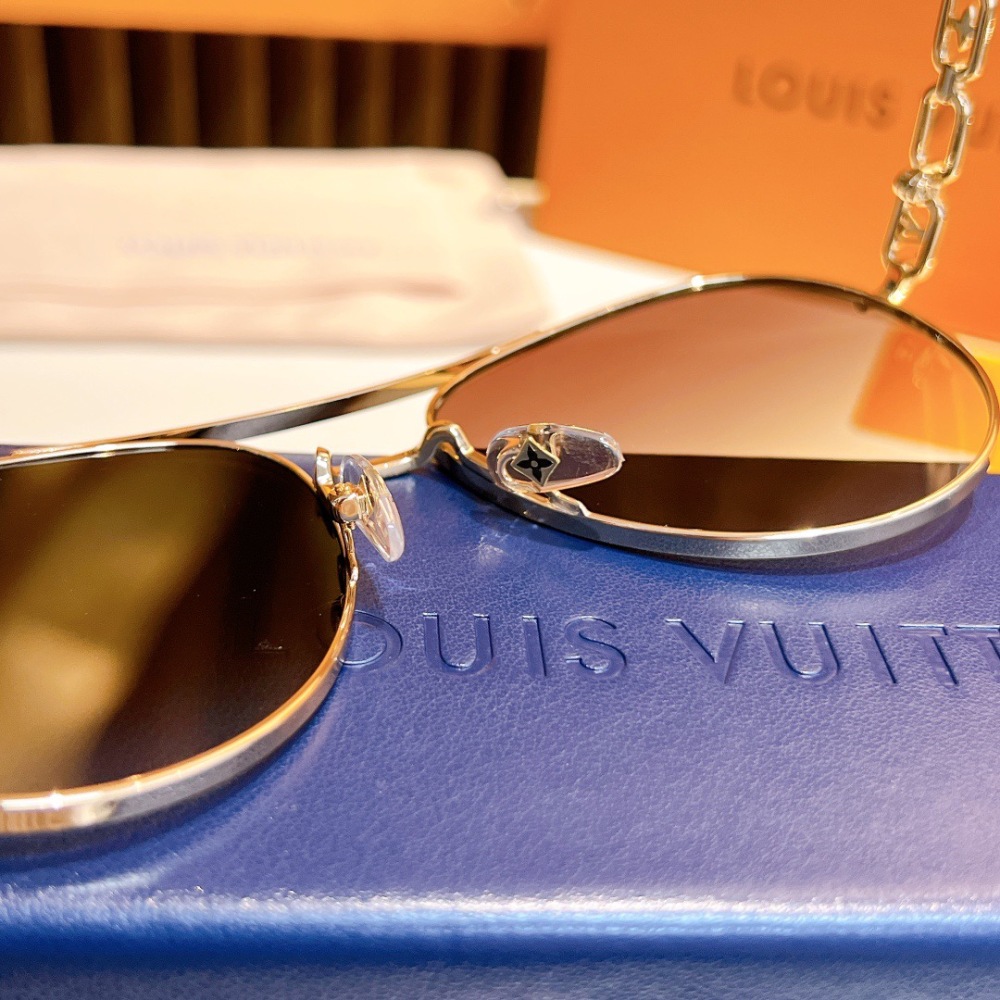 LV SUNGLASSES