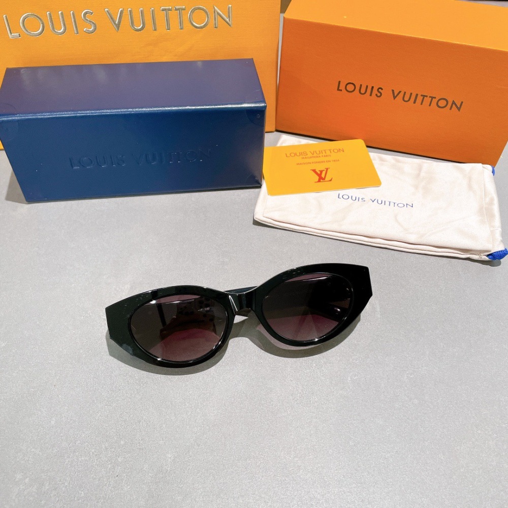 LV SUNGLASSES