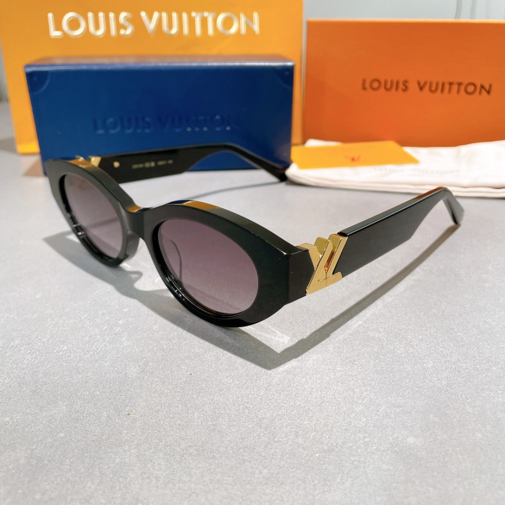 LV SUNGLASSES