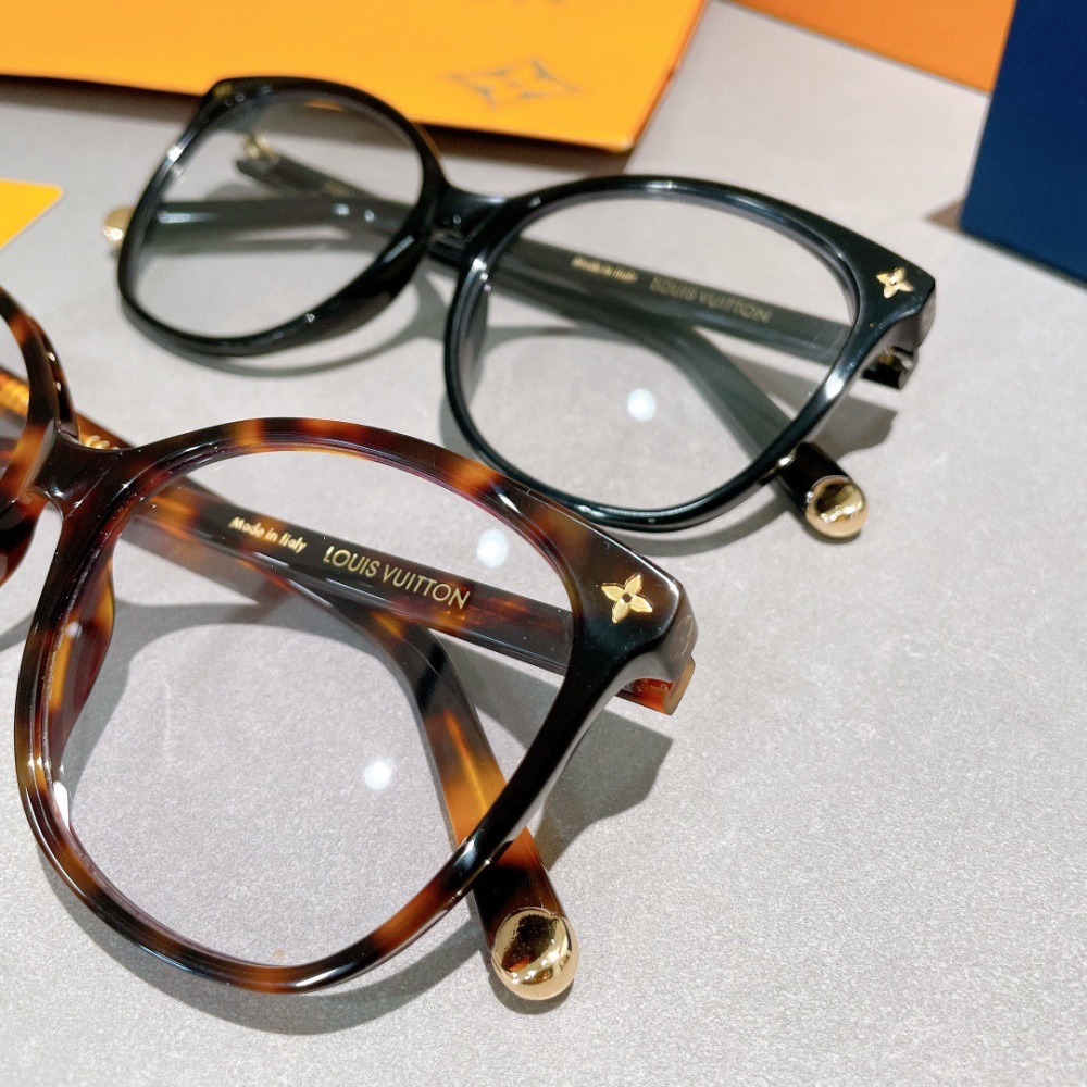 LV SUNGLASSES