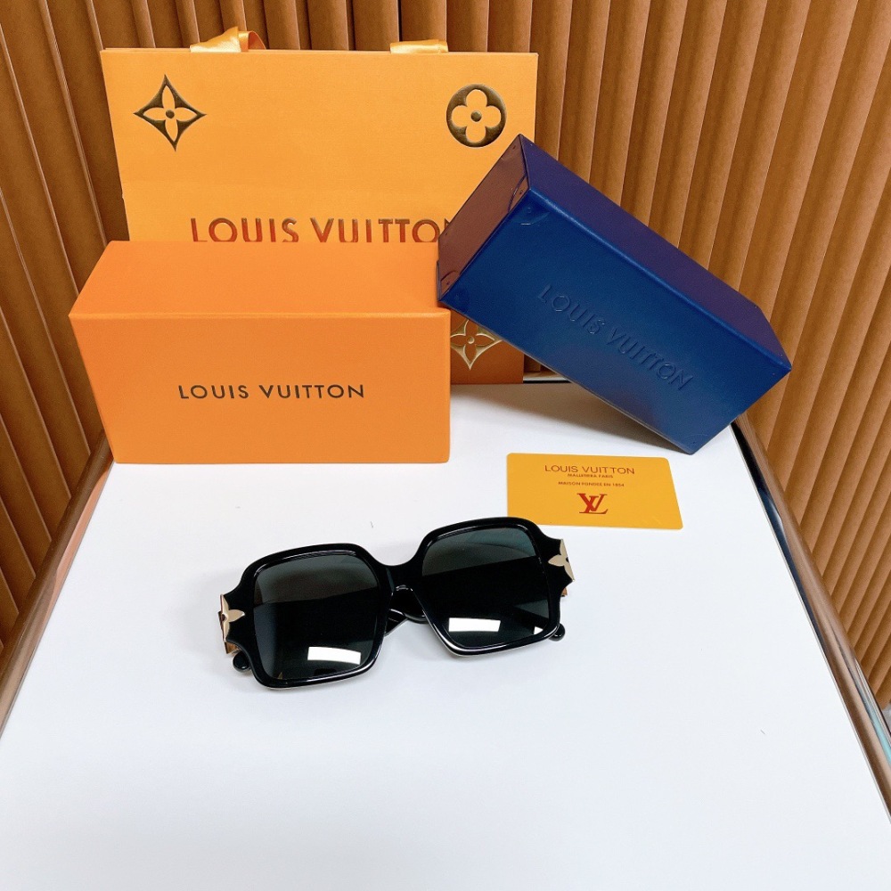 LV SUNGLASSES