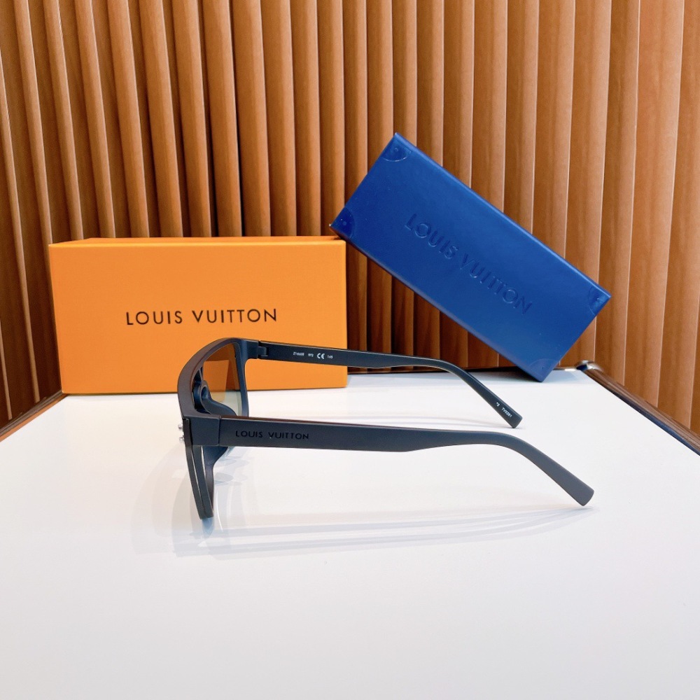 LV SUNGLASSES