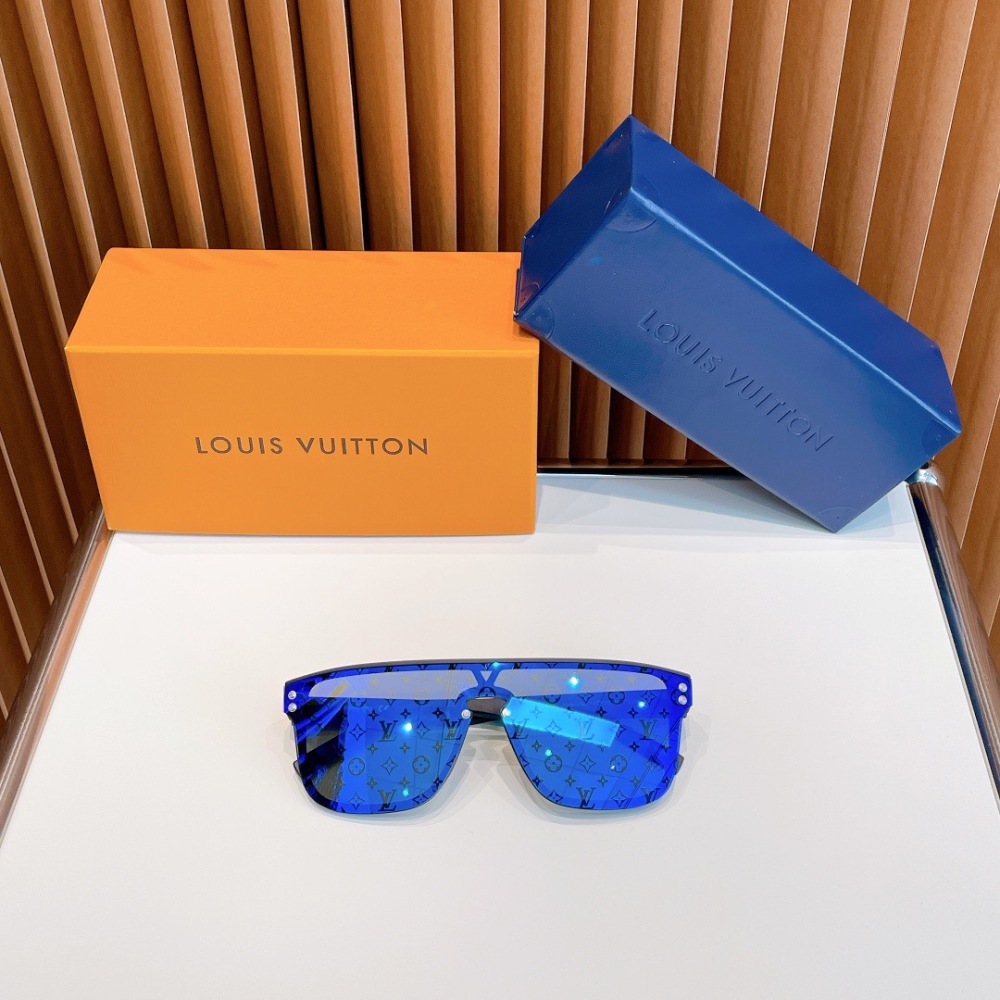 LV SUNGLASSES