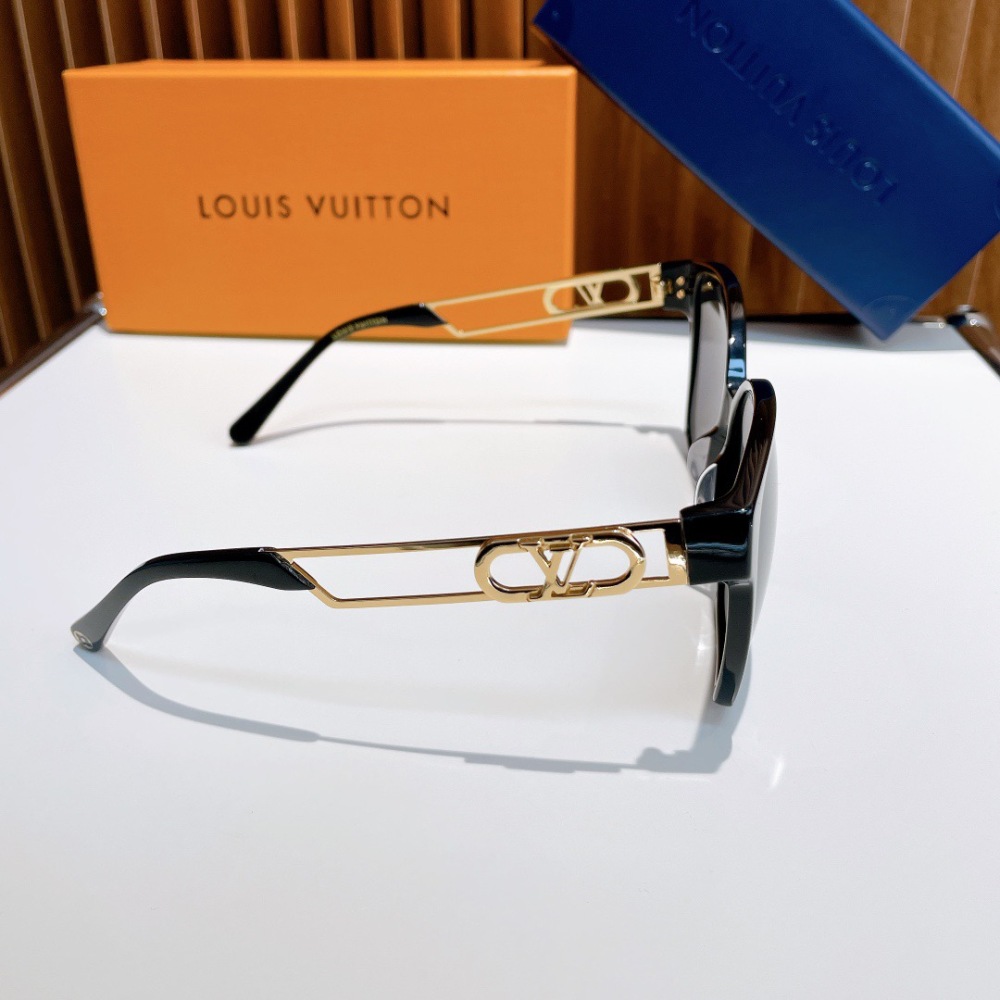 LV SUNGLASSES