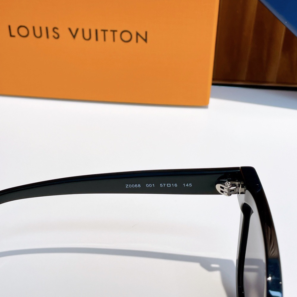 LV SUNGLASSES