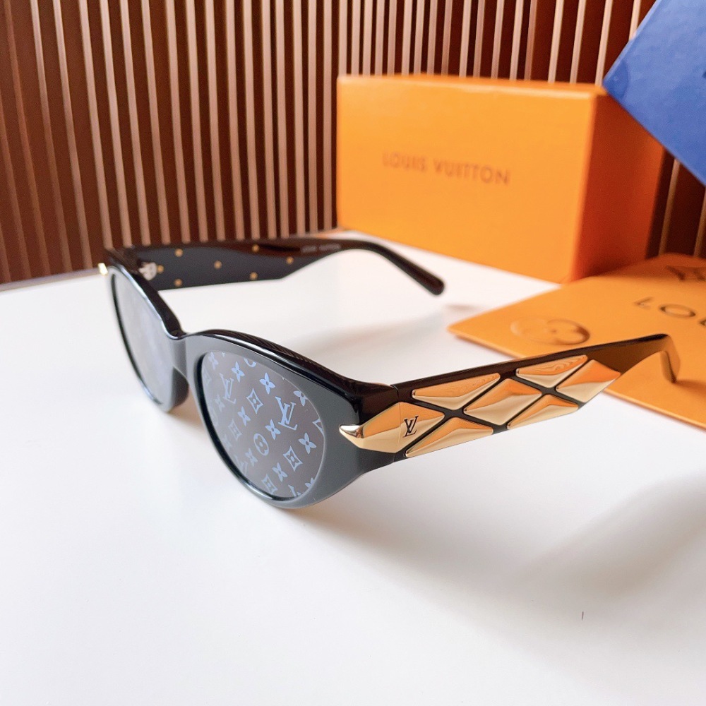 LV SUNGLASSES