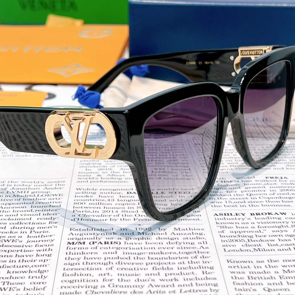 LV SUNGLASSES