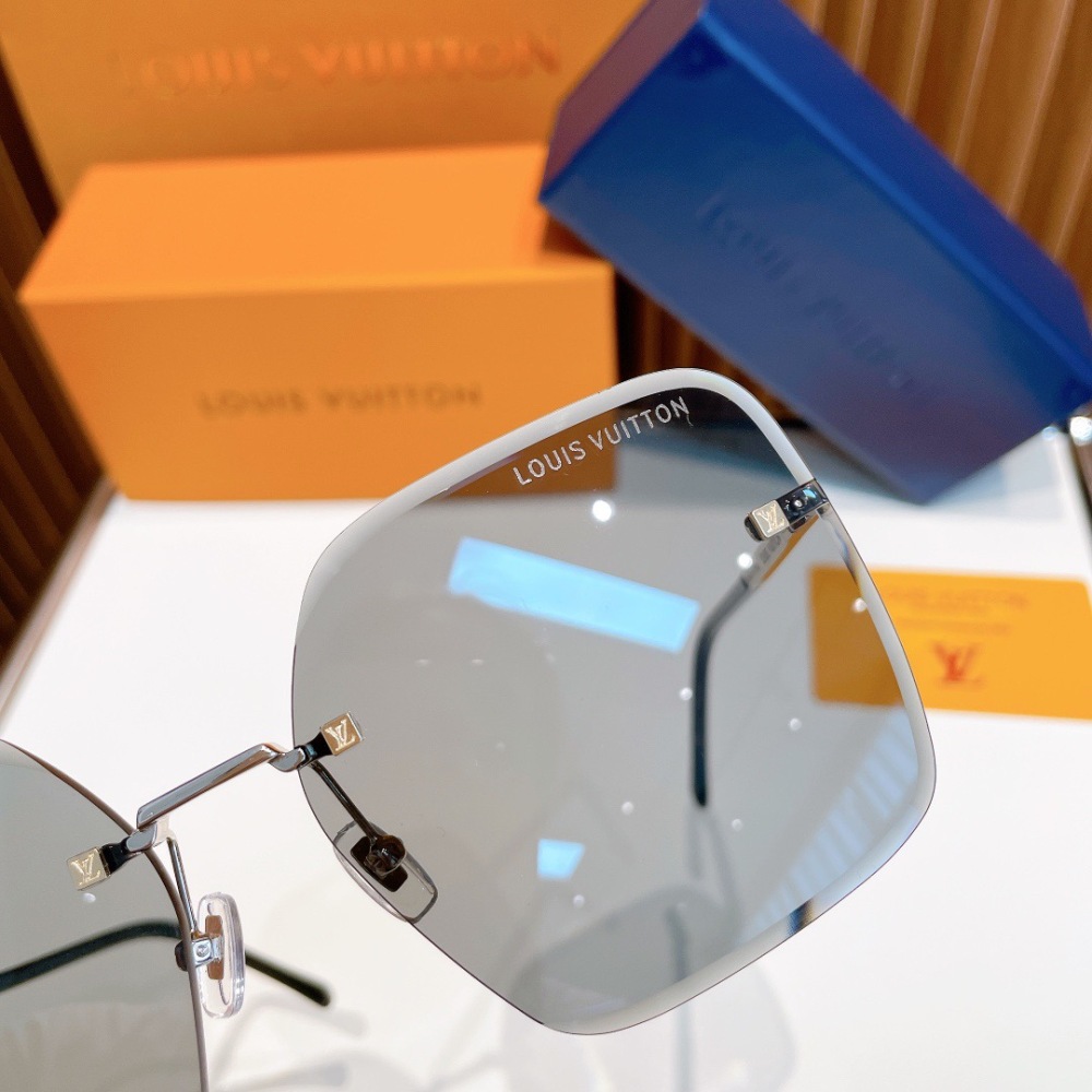 LV SUNGLASSES