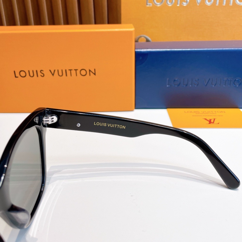 LV SUNGLASSES