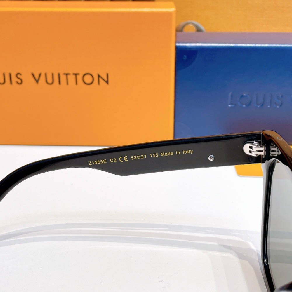 LV SUNGLASSES