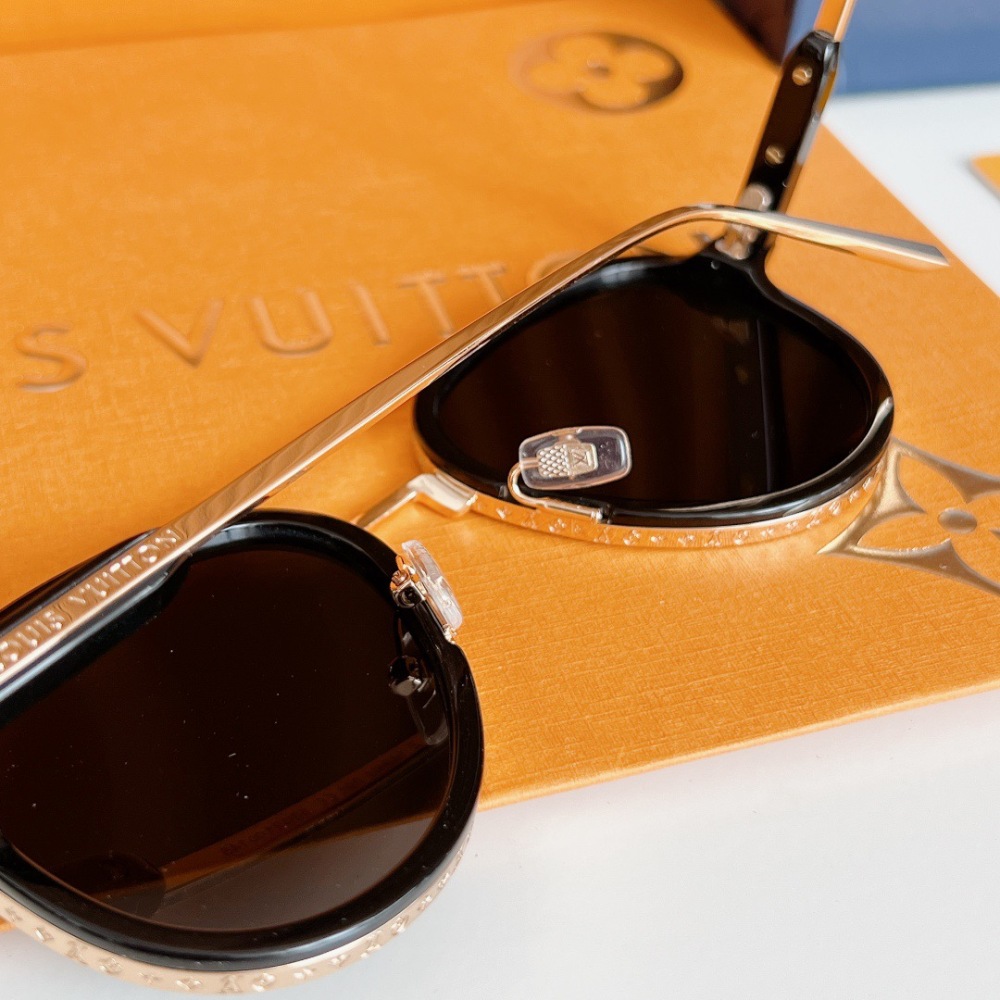 LV SUNGLASSES