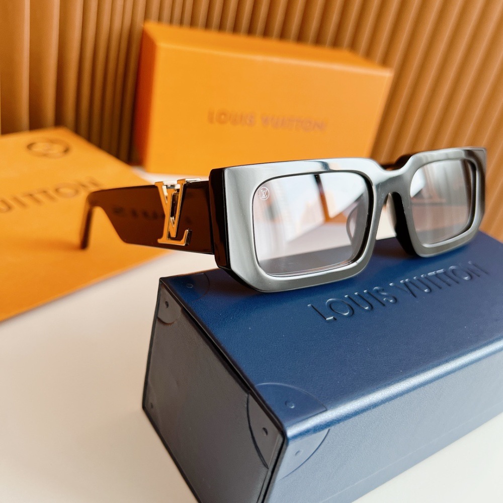 LV SUNGLASSES