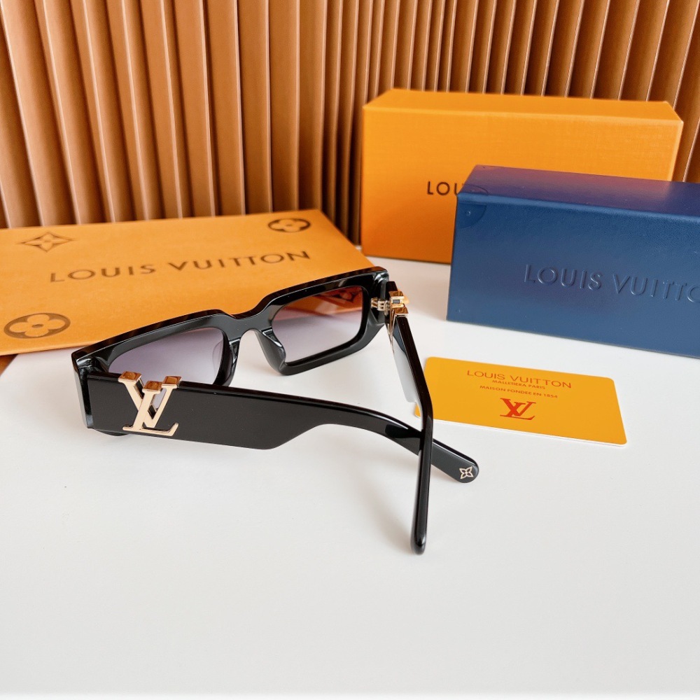 LV SUNGLASSES