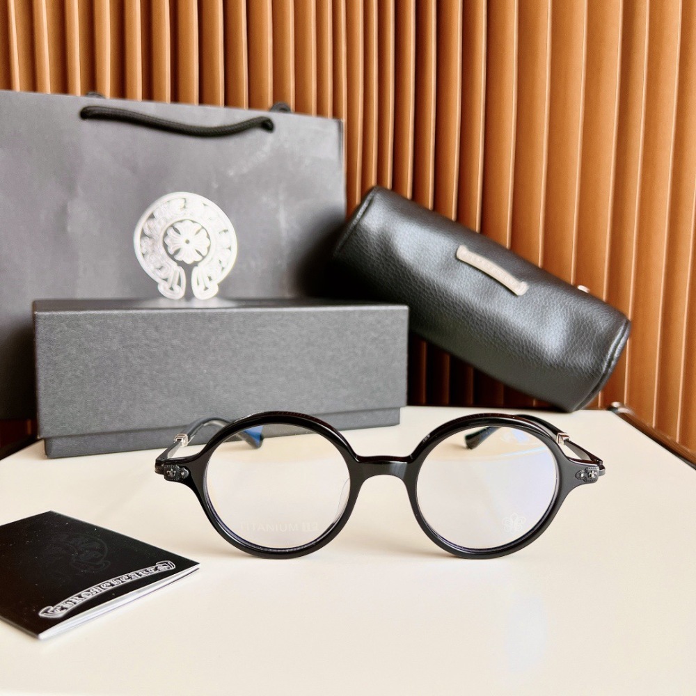 CHROME HEARTS GLASSES