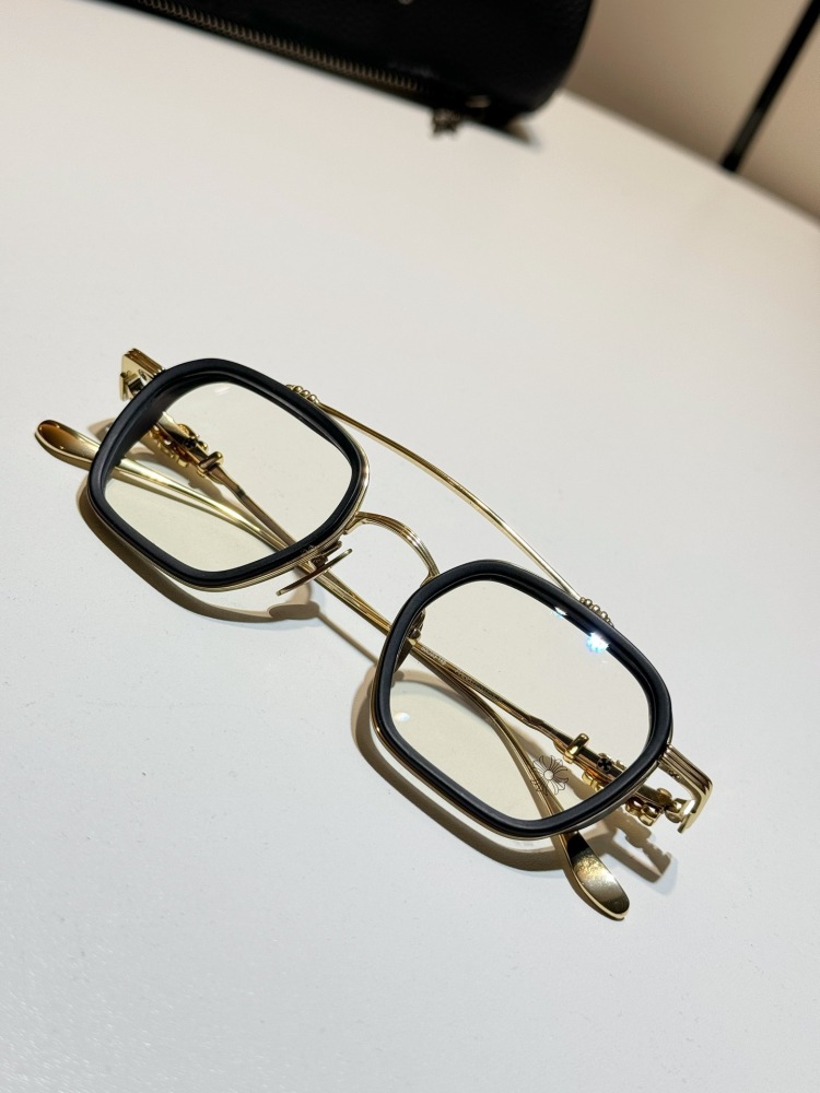 CHROME HEARTS GLASSES