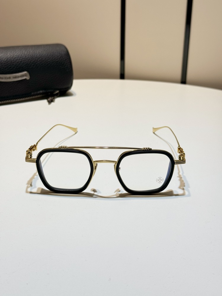 CHROME HEARTS GLASSES