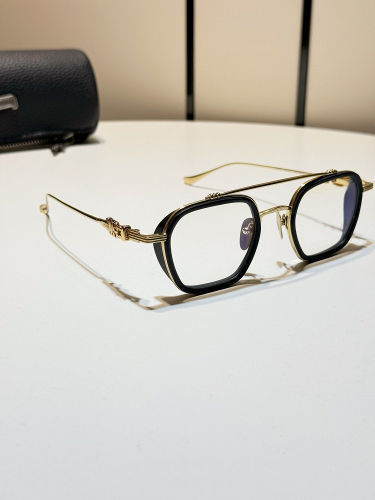 CHROME HEARTS GLASSES