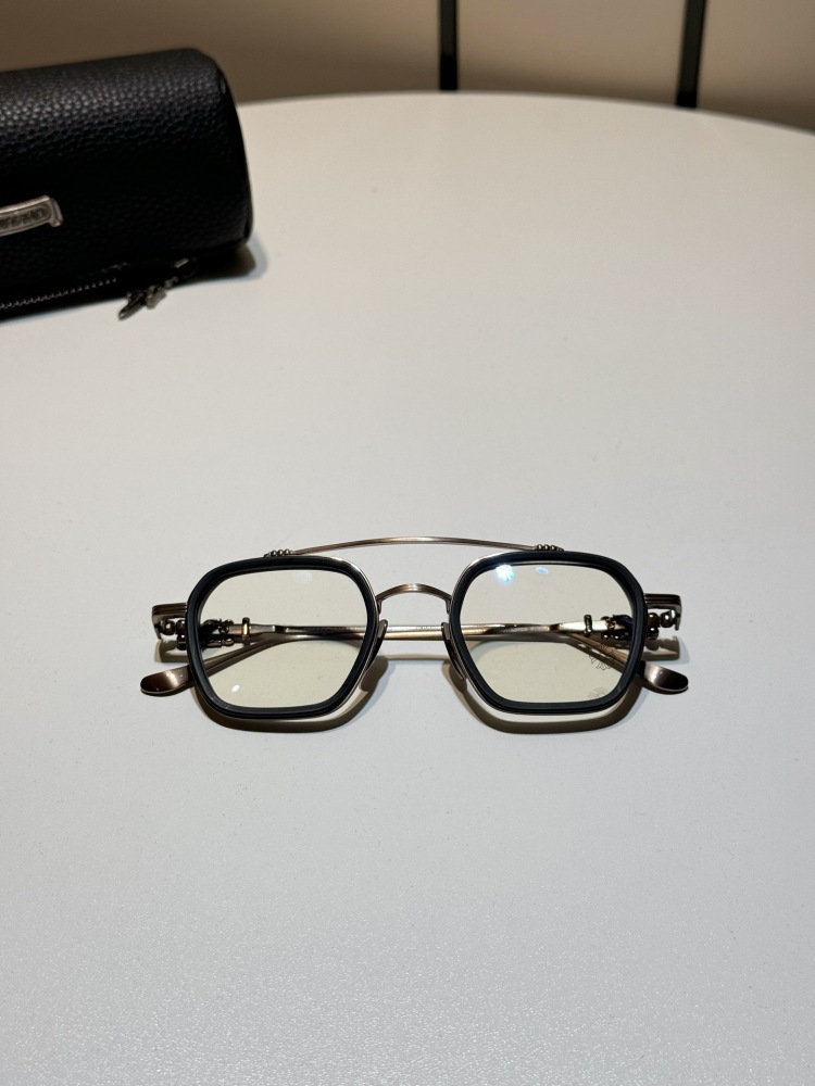 CHROME HEARTS GLASSES