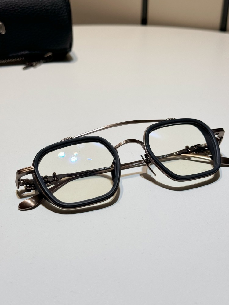CHROME HEARTS GLASSES