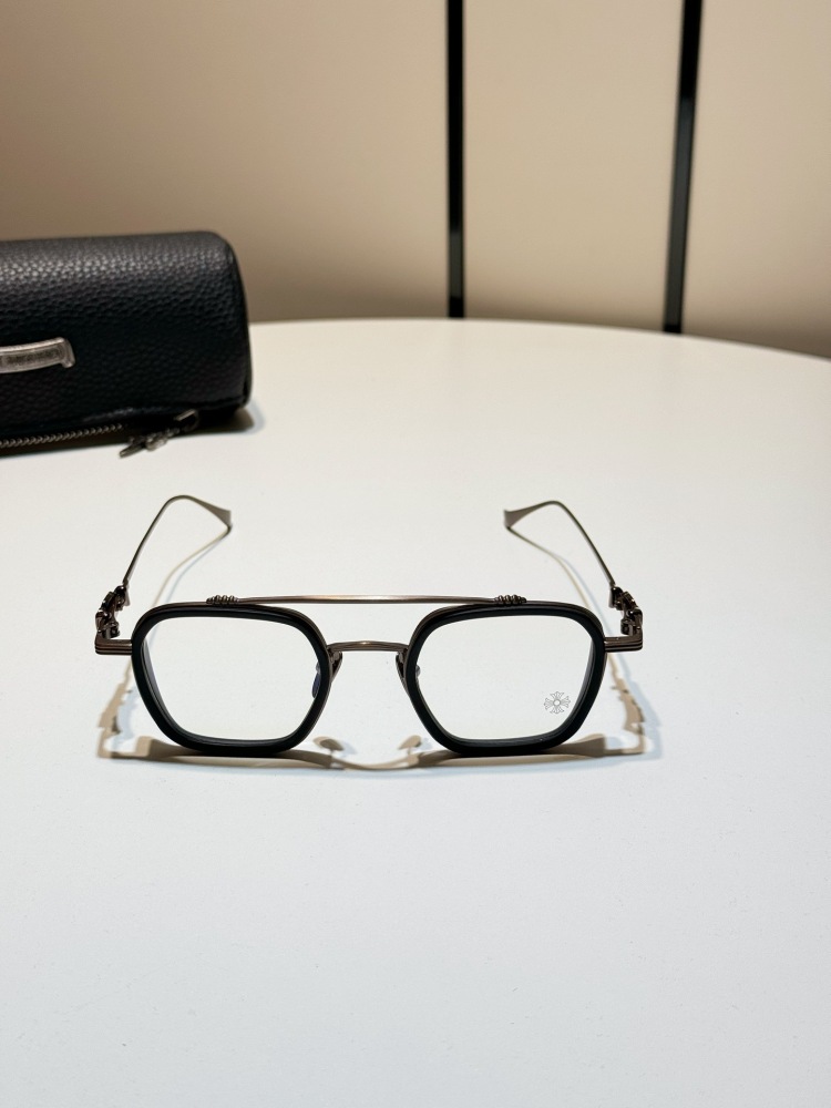 CHROME HEARTS GLASSES
