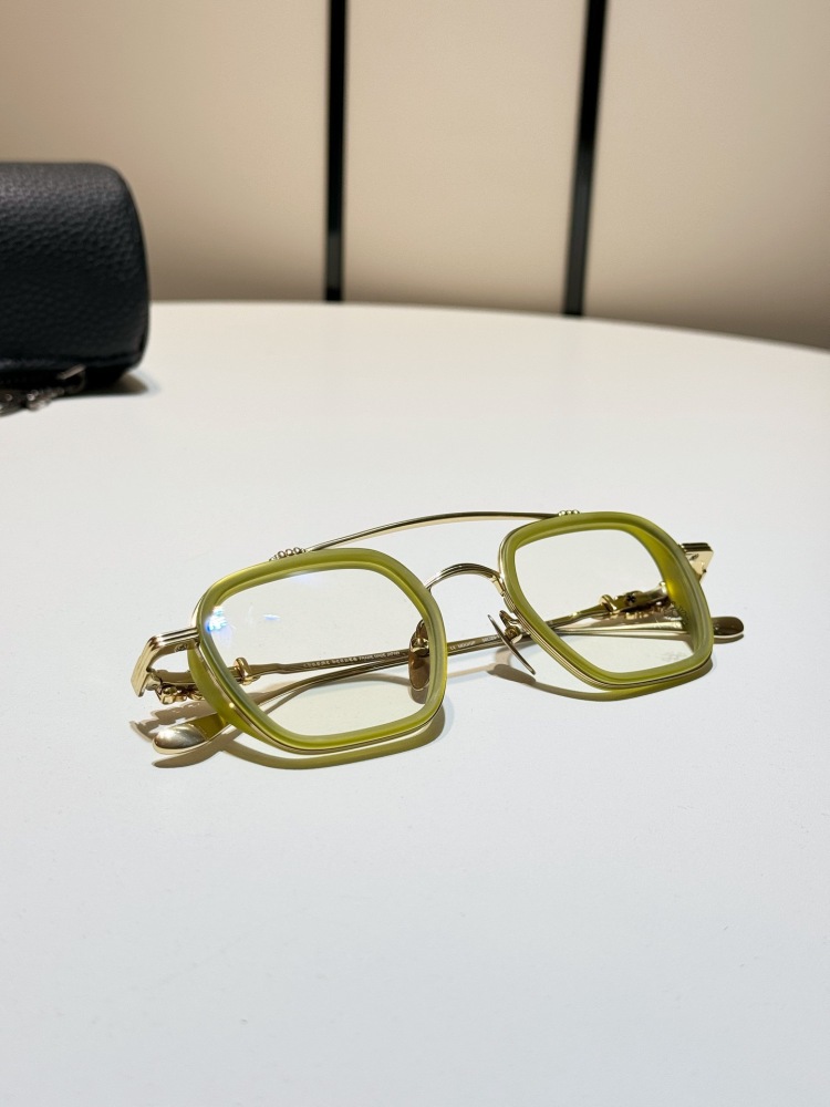 CHROME HEARTS GLASSES