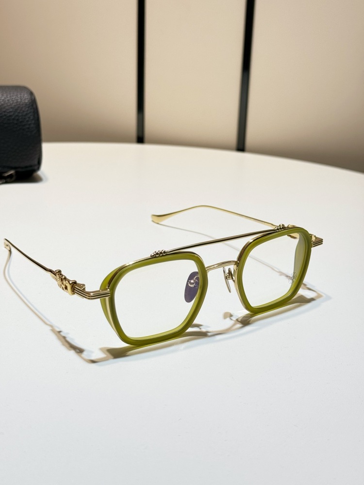 CHROME HEARTS GLASSES