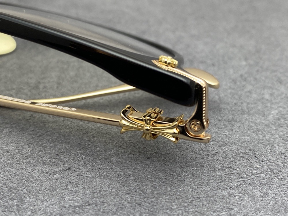 CHROME HEARTS GLASSES