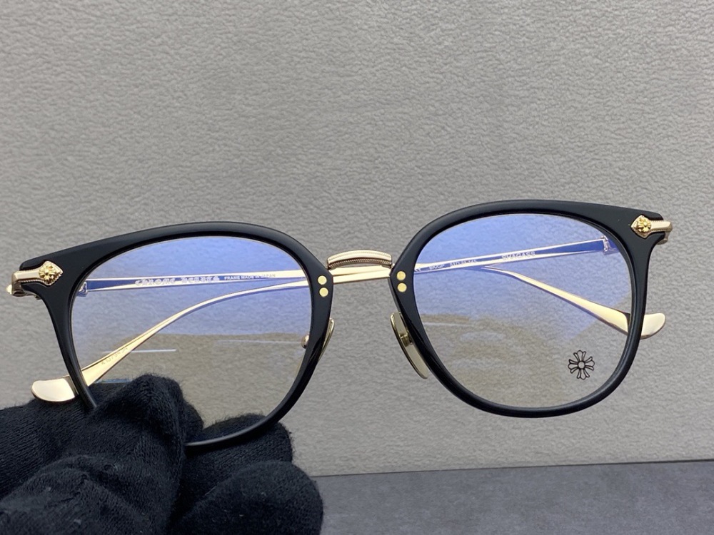 CHROME HEARTS GLASSES