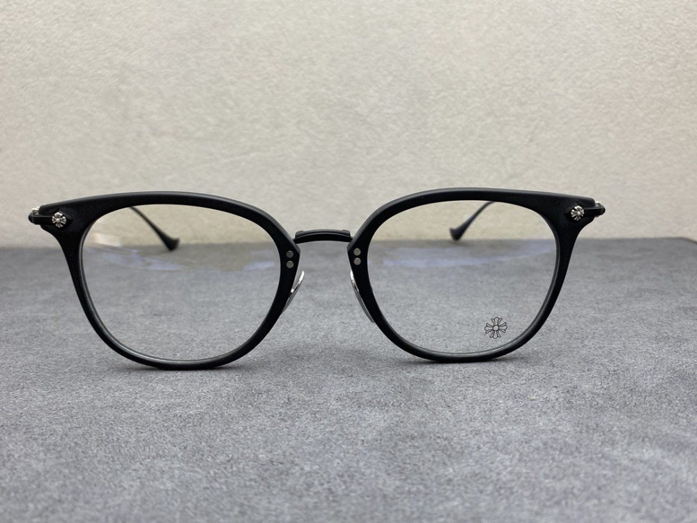 CHROME HEARTS GLASSES