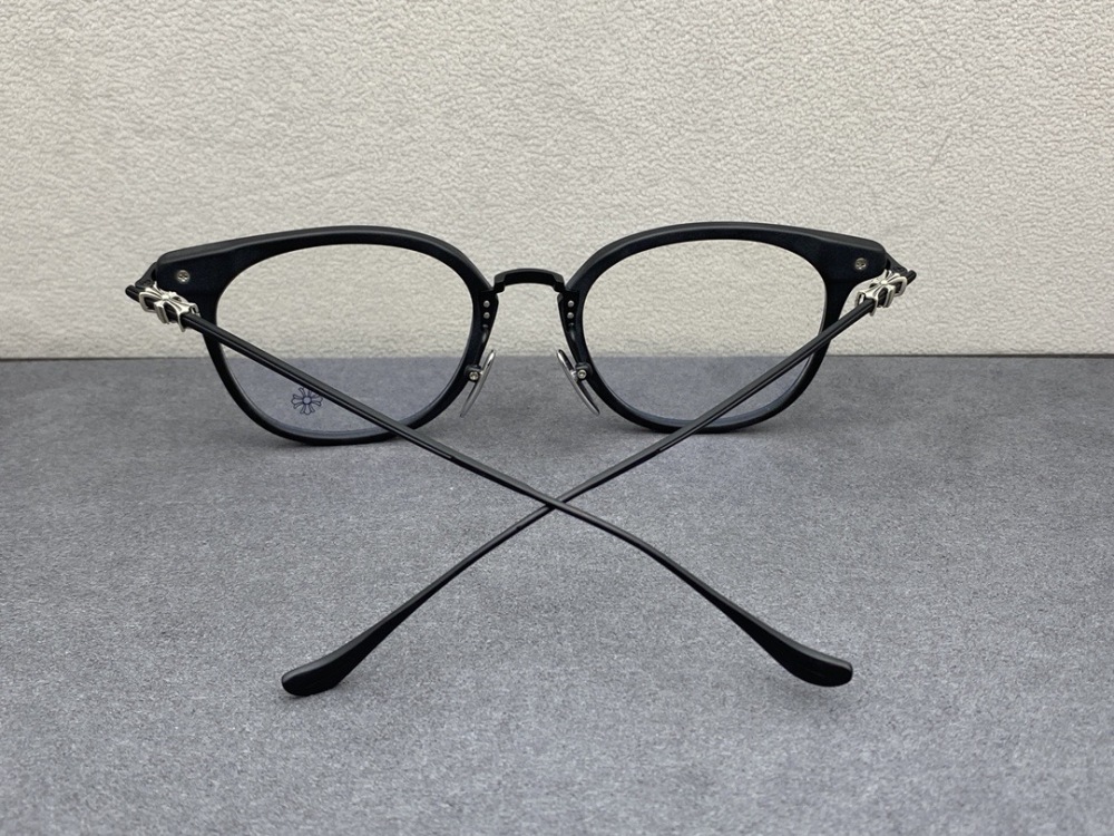 CHROME HEARTS GLASSES
