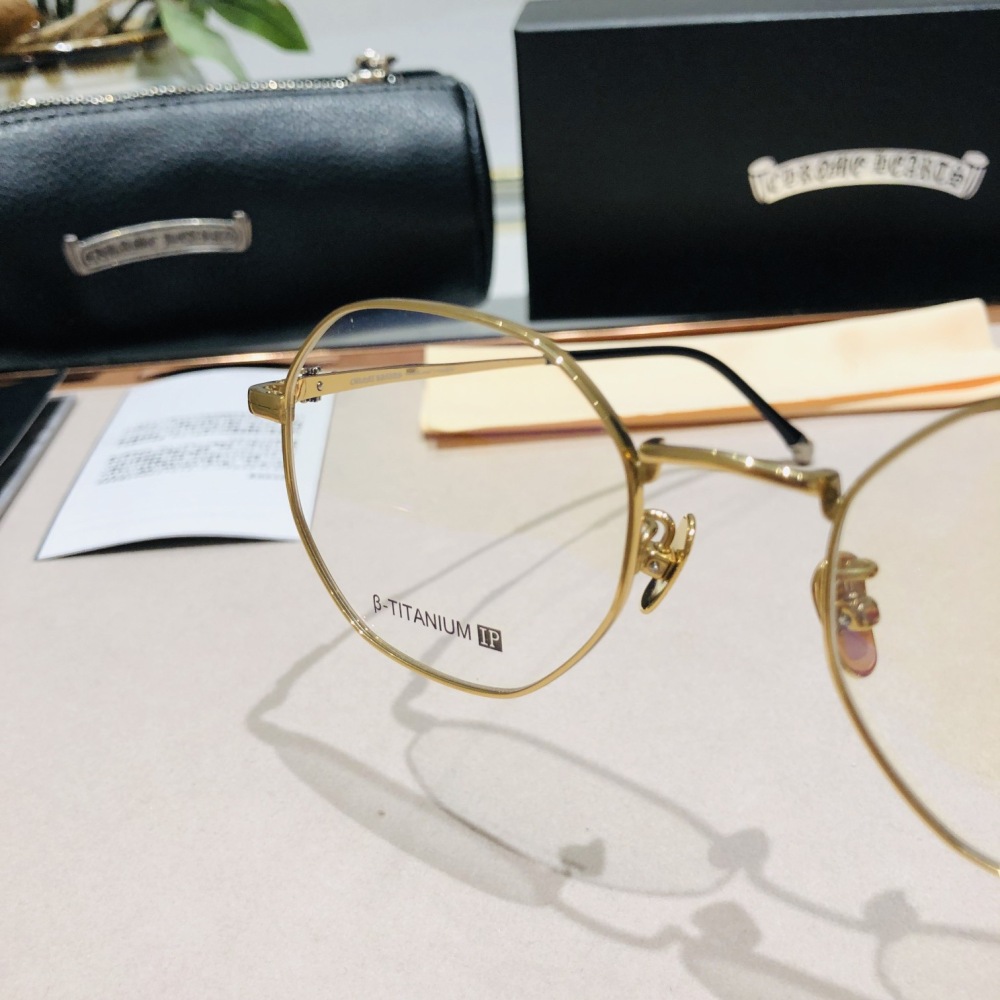 CHROME HEARTS GLASSES