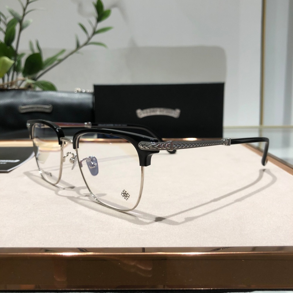 CHROME HEARTS GLASSES