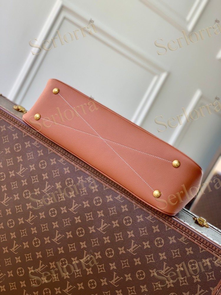 LOUIS VUITTON LOW KEY DUFFLE TOTE