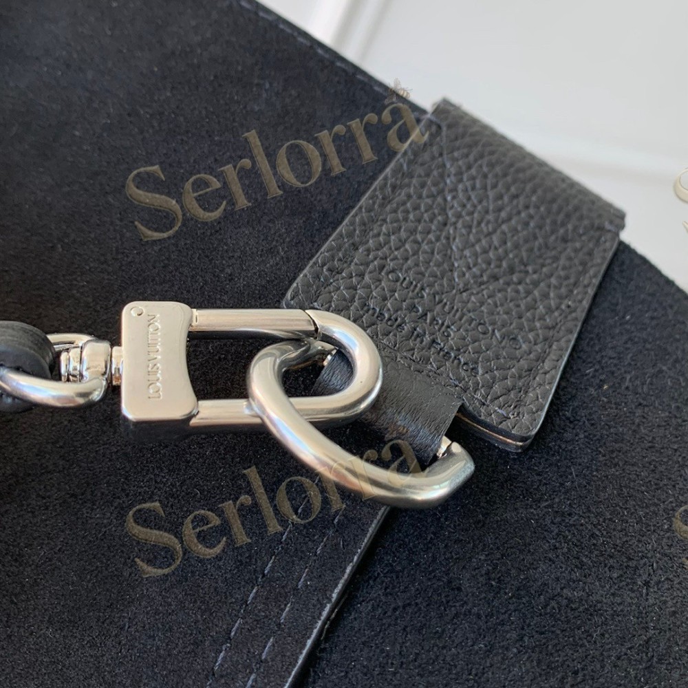 LOUIS VUITTON VERSO HOBO