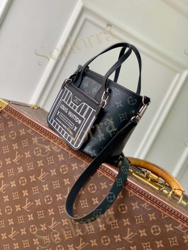 LOUIS VUITTON NEVERFULL BANDOULIÈRE INSIDE OUT BB