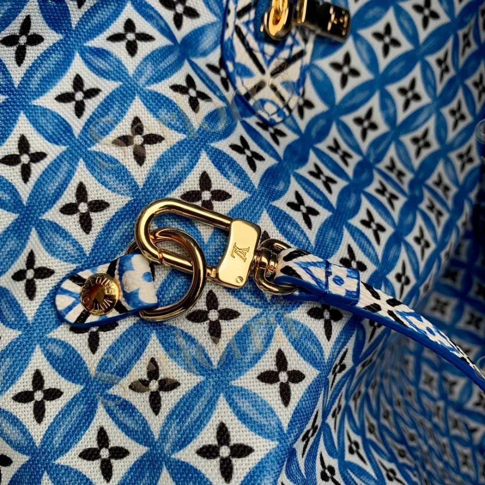 LOUIS VUITTON BY THE POOL NEVERFULL MM