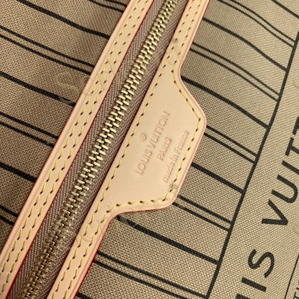 LOUIS VUITTON NEVERFULL BANDOULIÈRE INSIDE OUT GM