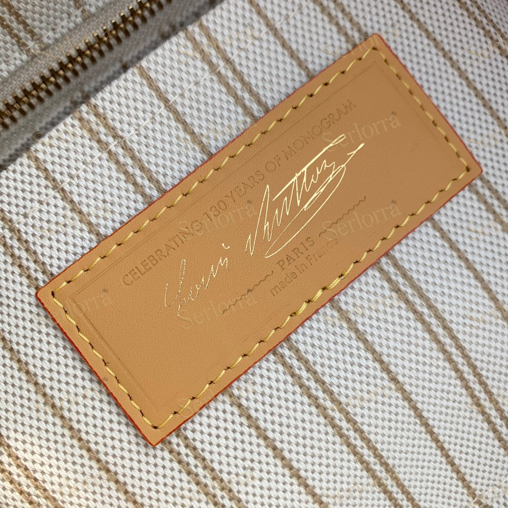 LOUIS VUITTON CARRYALL PM