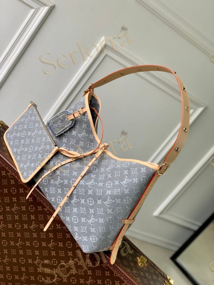 LOUIS VUITTON CARRYALL MM