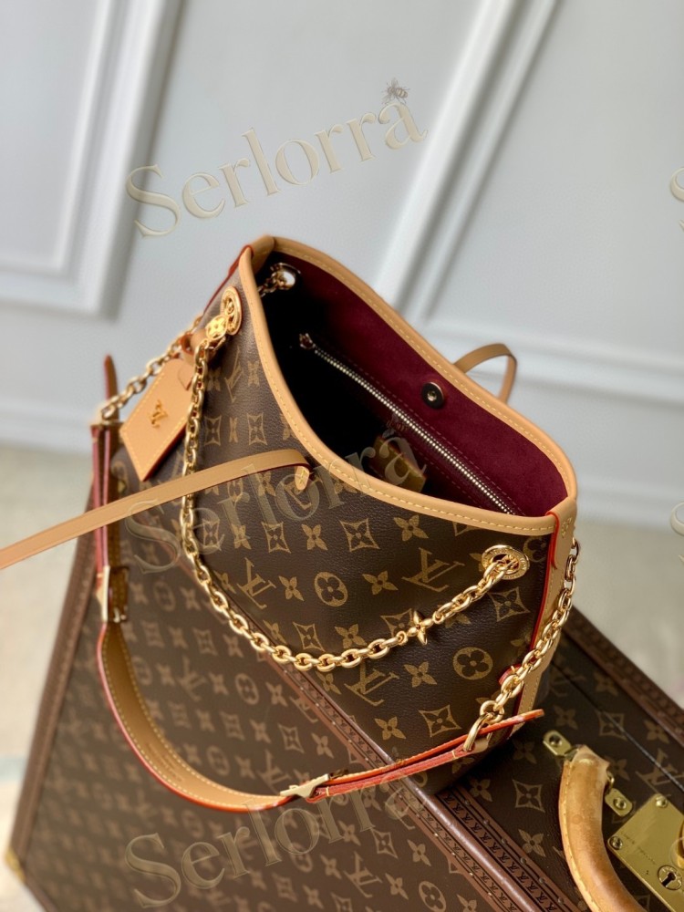 LOUIS VUITTON CARRYALL BB