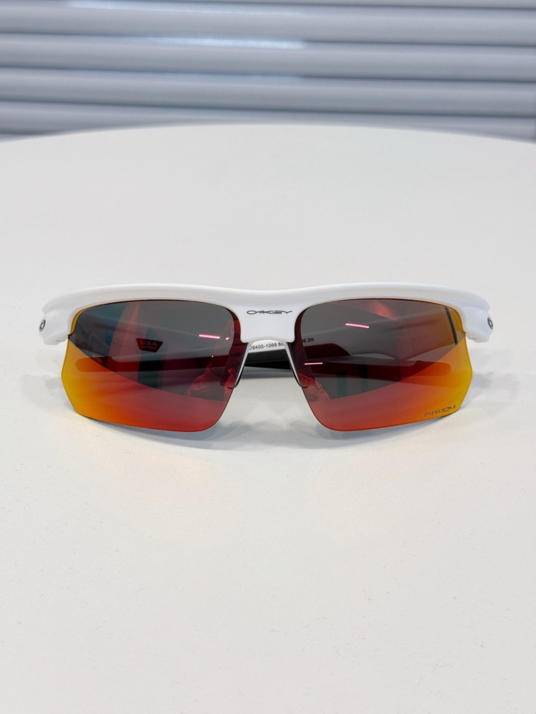 OAKLEY SPORTS GLASSES