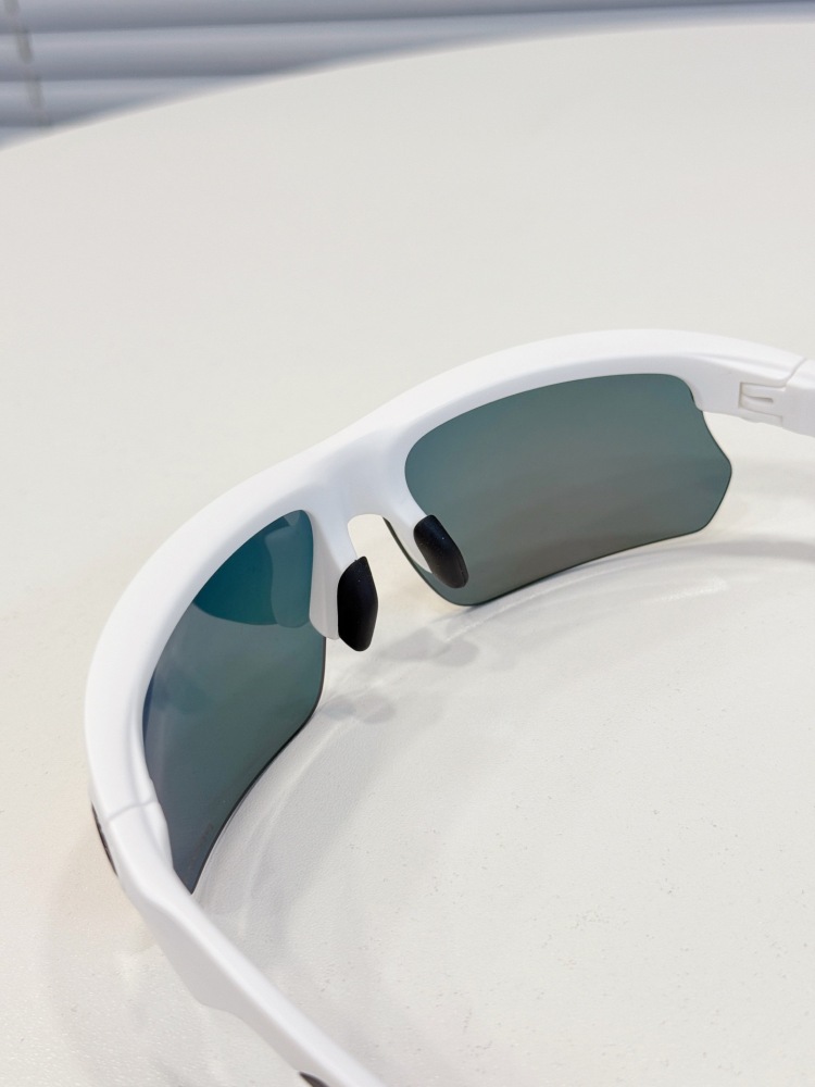 OAKLEY SPORTS GLASSES