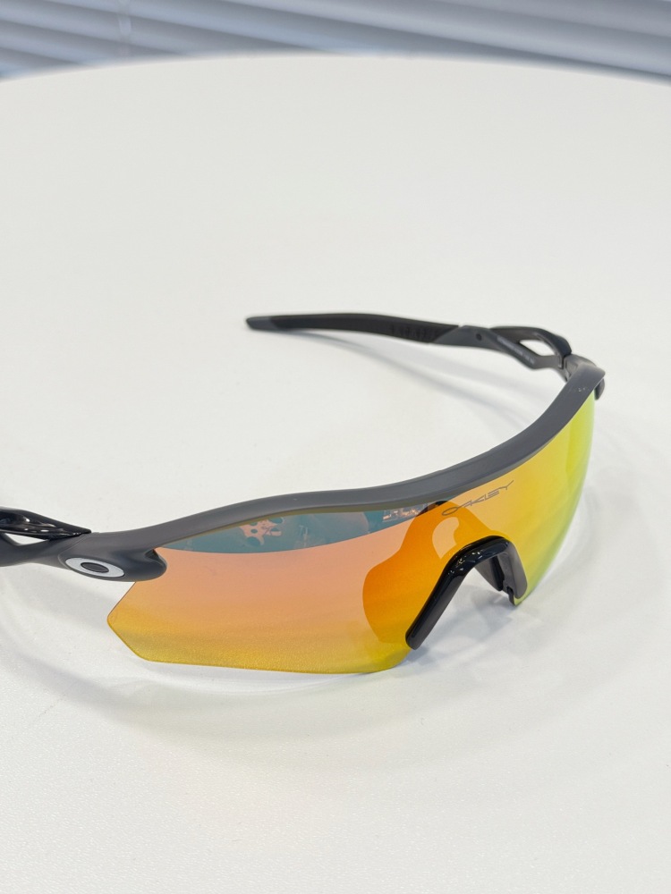 OAKLEY SPORTS GLASSES