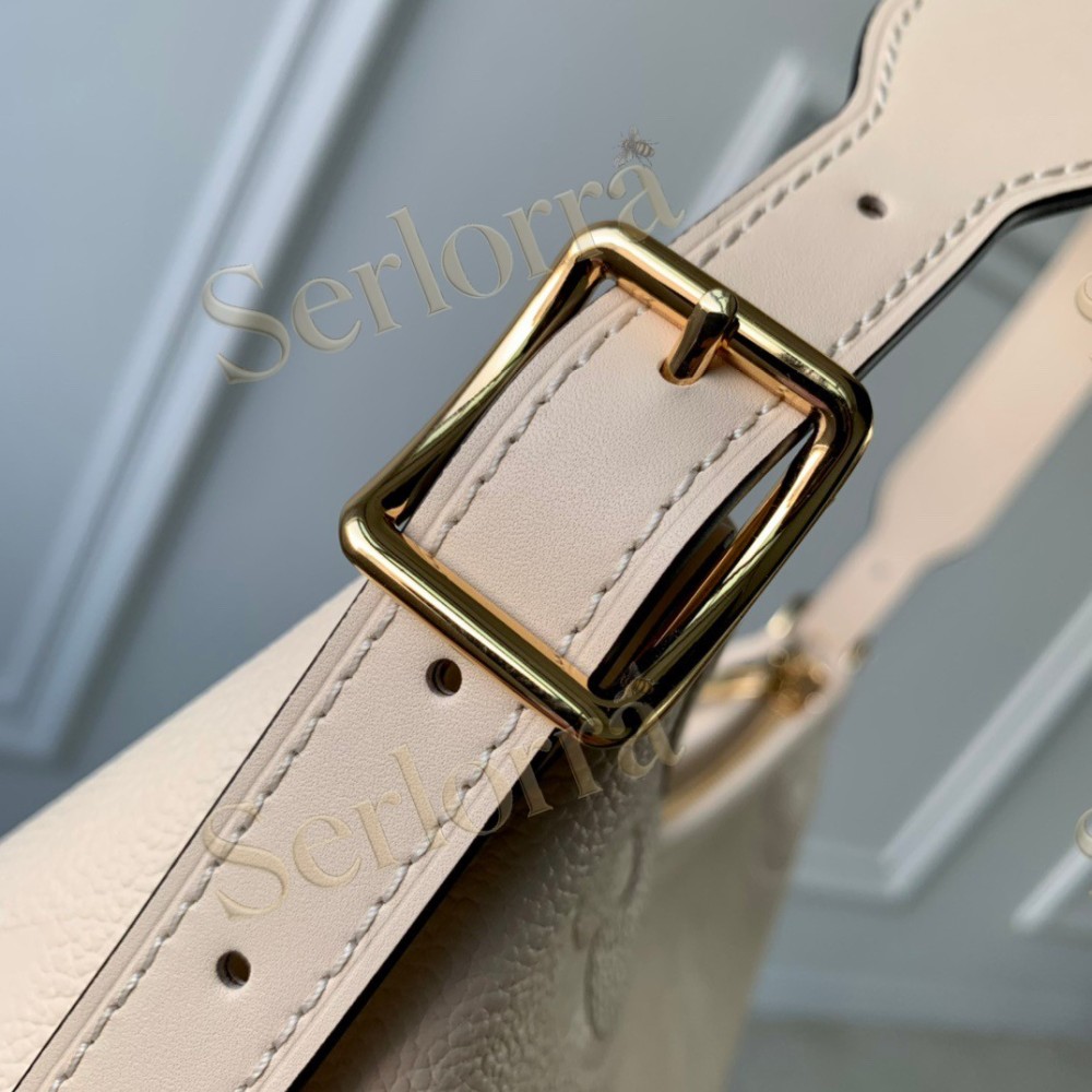 LOUIS VUITTON CARRYALL PM