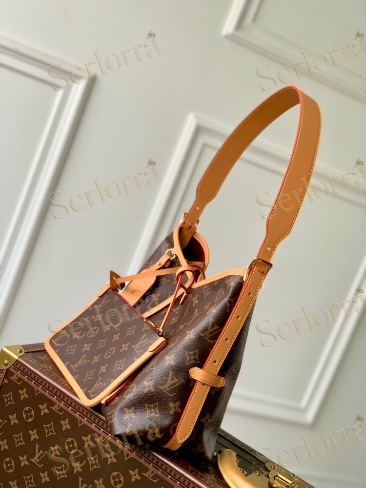 LOUIS VUITTON CARRYALL PM